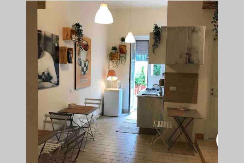 Dea Flora Home B&B ローマ エクステリア 写真
