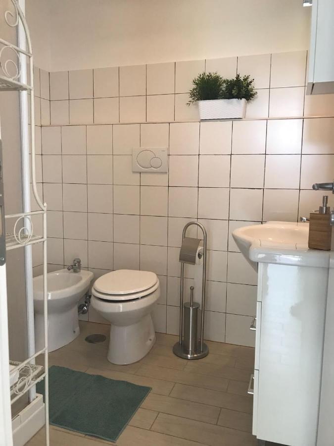 Dea Flora Home B&B ローマ エクステリア 写真